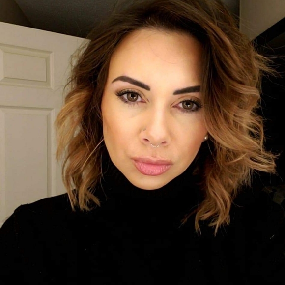 Meet your Posher, Kristyn - Picture 1 of 1